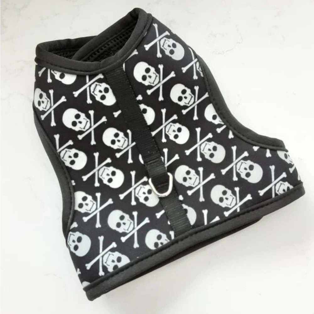 This Skull Cat Harness - elastic leash
